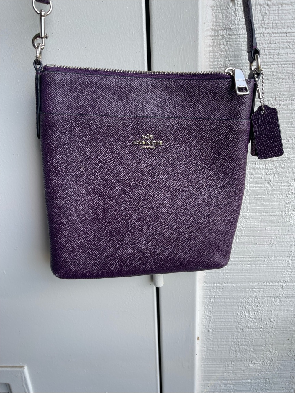 Coach Kitt Messenger Crossbody Bag with Adjustable Strap